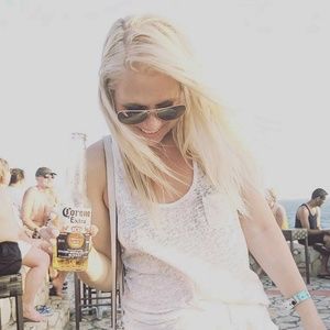 Meet your Posher, Vicki